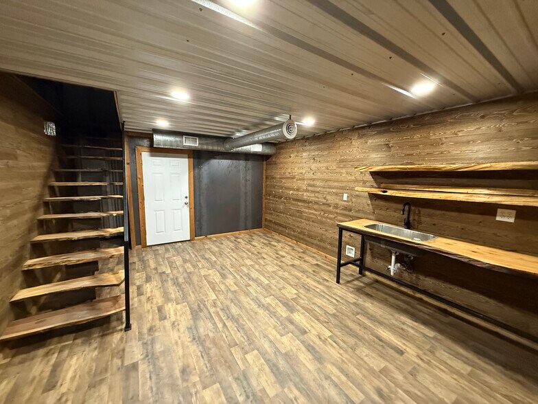 More Photos Of 1141 FM 517 Rd, Alvin Industrial For Sale