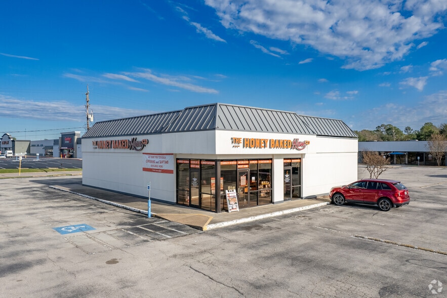 More Photos Of 4501-4765 W FM 1960 Rd, Houston Unknown For Lease