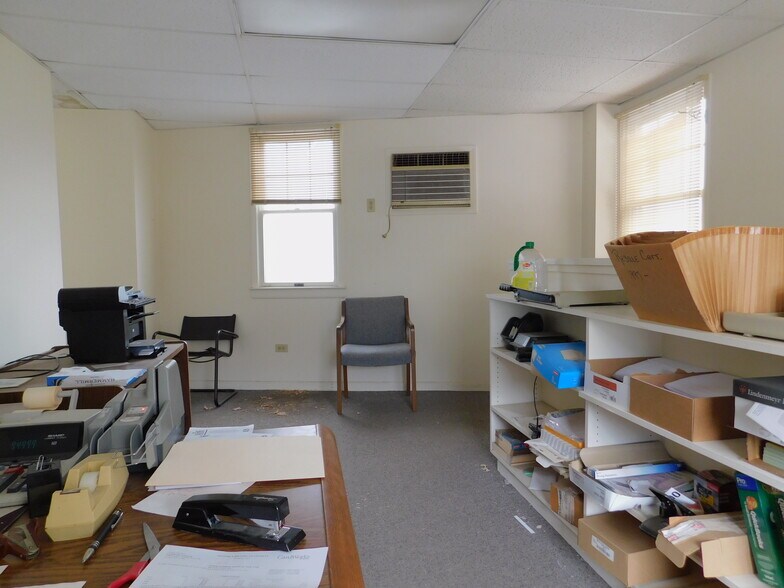 More Photos Of 448 Manville Rd, Pleasantville Office Residential For Sale