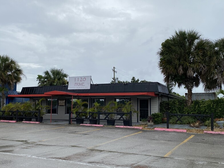 Primary Photo Of 11220 SE Federal Hwy, Hobe Sound Restaurant For Sale