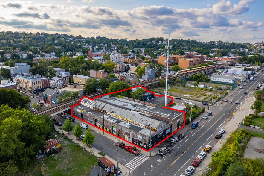 More Photos Of 450 Front St, Staten Island Land For Sale