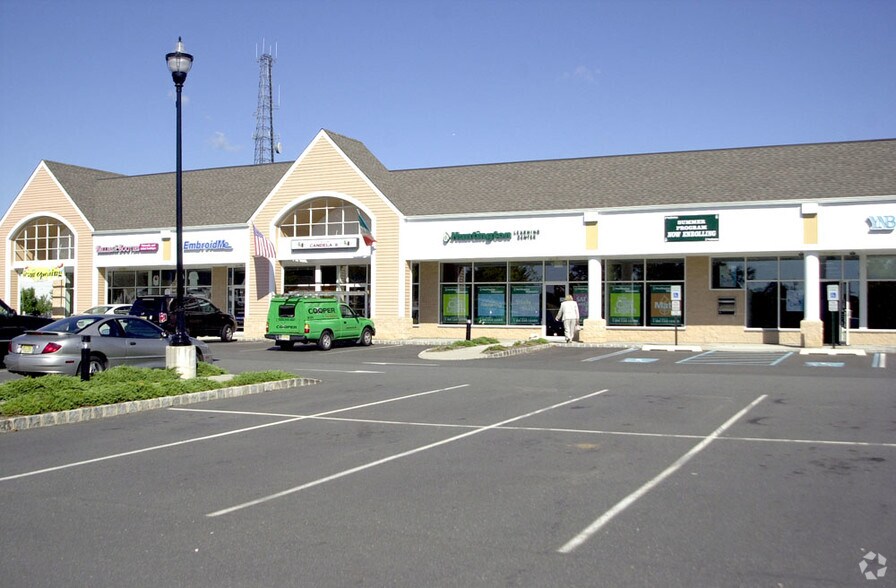 More Photos Of 4110-4126 Quakerbridge Rd, Lawrenceville General Retail For Lease