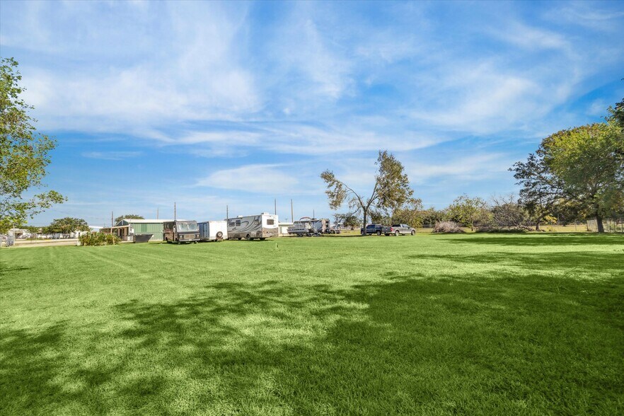 More Photos Of 5555 Hand Rd #B, Richmond Self Storage For Sale