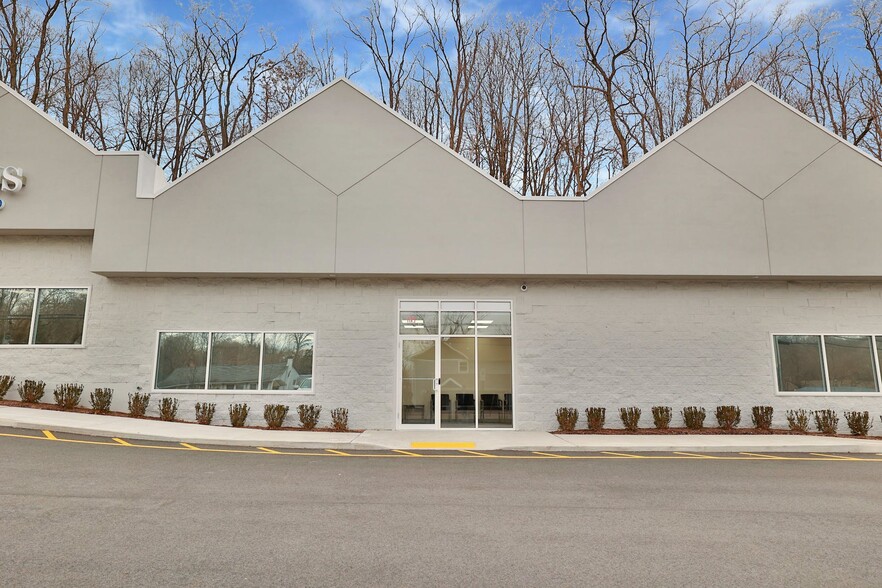 More Photos Of 10 Waldron Ave, Nyack Storefront For Lease