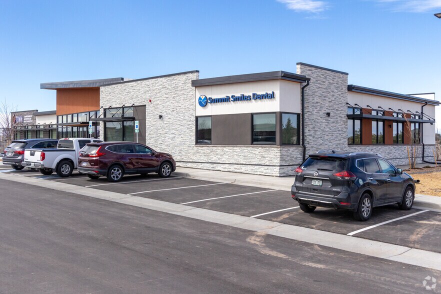 Primary Photo Of 22650 E Hinsdale Ave, Aurora Medical For Lease