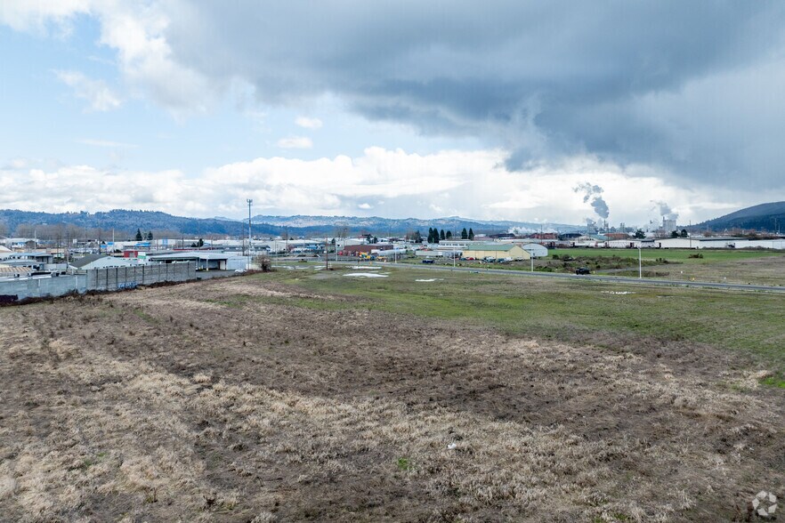 More Photos Of 1330 Alaska St, Longview Land For Sale