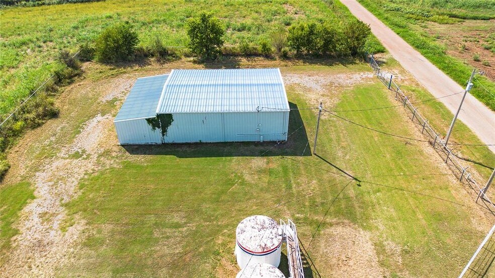 More Photos Of 2249 County Street 2810, Chickasha Industrial For Sale