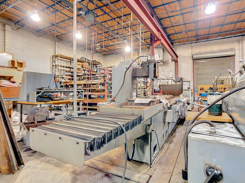 More Photos Of 11625 N 54th St, Clearwater Manufacturing For Sale