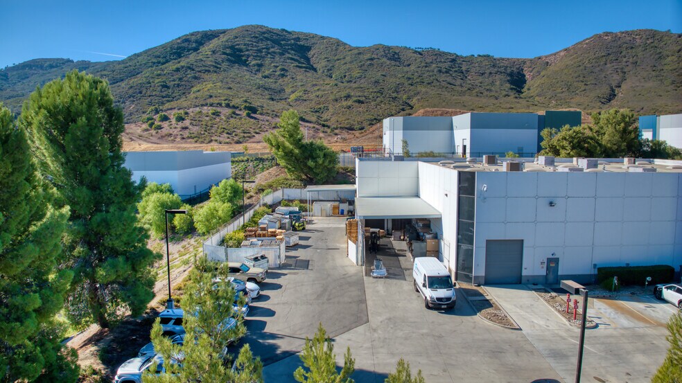 More Photos Of 42685 Rio Nedo, Temecula Manufacturing For Lease