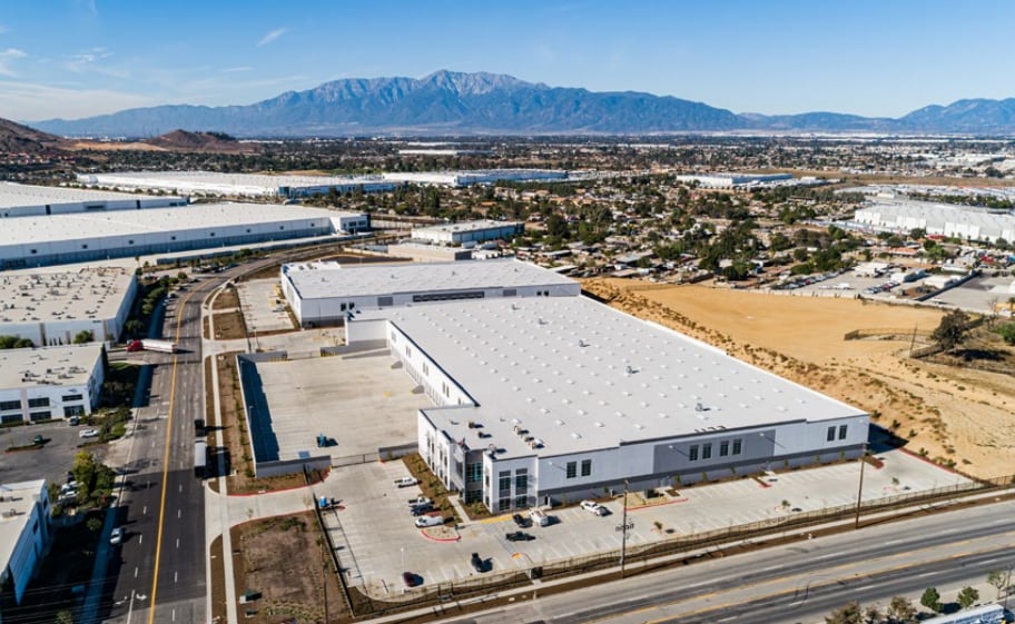 More Photos Of 12340 Agua Mansa Rd, Jurupa Valley Distribution For Lease