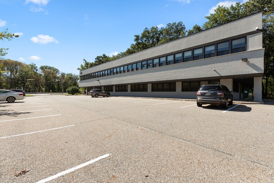 More Photos Of 760 Rt 10, Whippany Office For Lease