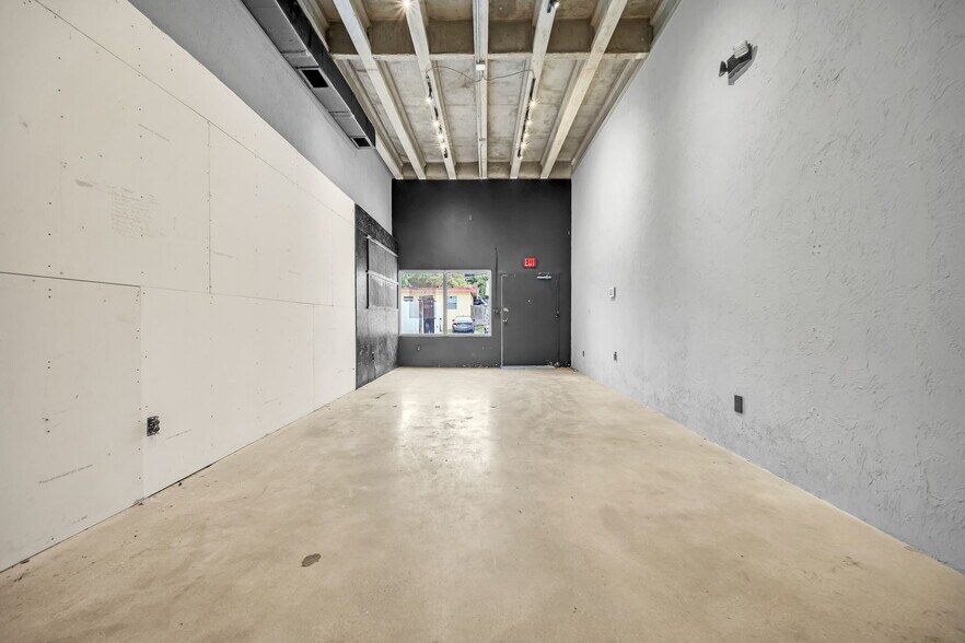 More Photos Of 750-760 SW 10th Ave, Miami Storefront Retail Office For Lease