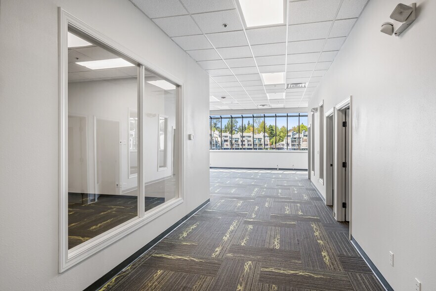 More Photos Of 23 Lake Bellevue Dr, Bellevue Storefront Retail Office For Sale