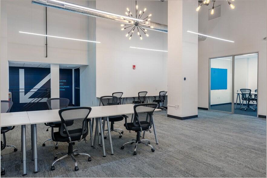 More Photos Of 606 Liberty Ave, Pittsburgh Coworking Space