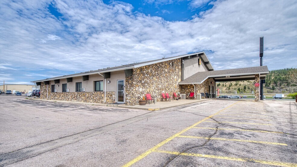 More Photos Of 2600 Whitewood Service Rd, Sturgis Hotel For Sale