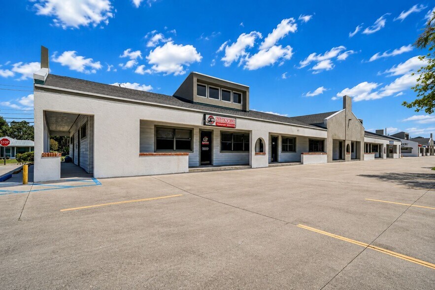 More Photos Of 805 Virginia Ave, Fort Pierce Unknown For Lease