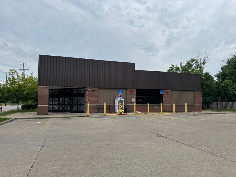 More Photos Of 2966 E 116th St, Cleveland Freestanding For Lease