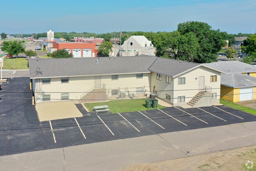 More Photos Of 4 13th Ave N, Waite Park Medical For Sale