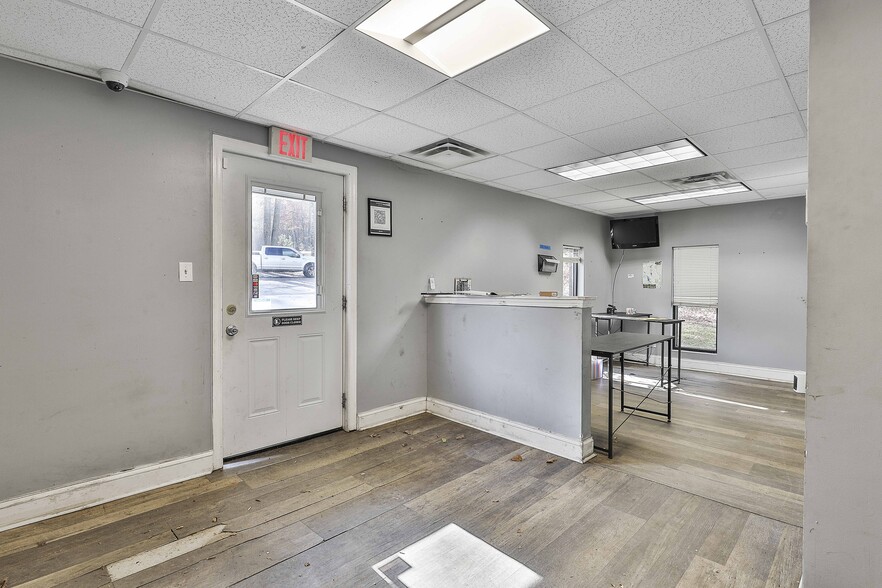 More Photos Of , Peachtree City Unknown For Sale