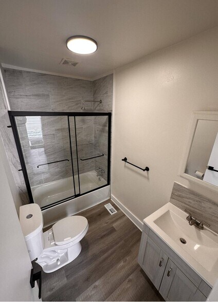 More Photos Of 1327 W 67th St, Cleveland Apartments For Sale