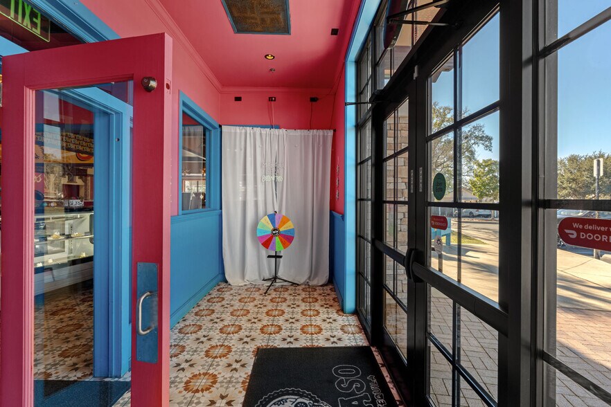 More Photos Of 1025 Industrial Dr, Crestview General Retail For Sale