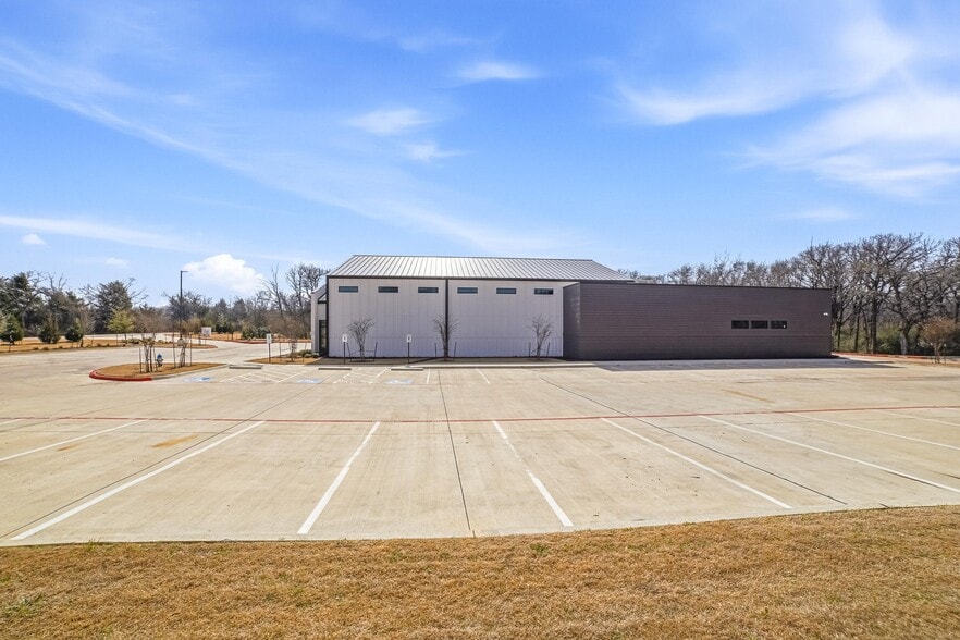 More Photos Of 410 S Paschall Rd, Sunnyvale Specialty For Sale