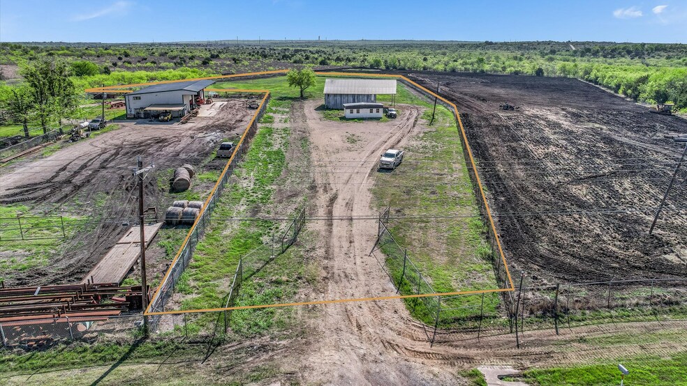 More Photos Of 8223 S Highway 183, Austin Land For Lease