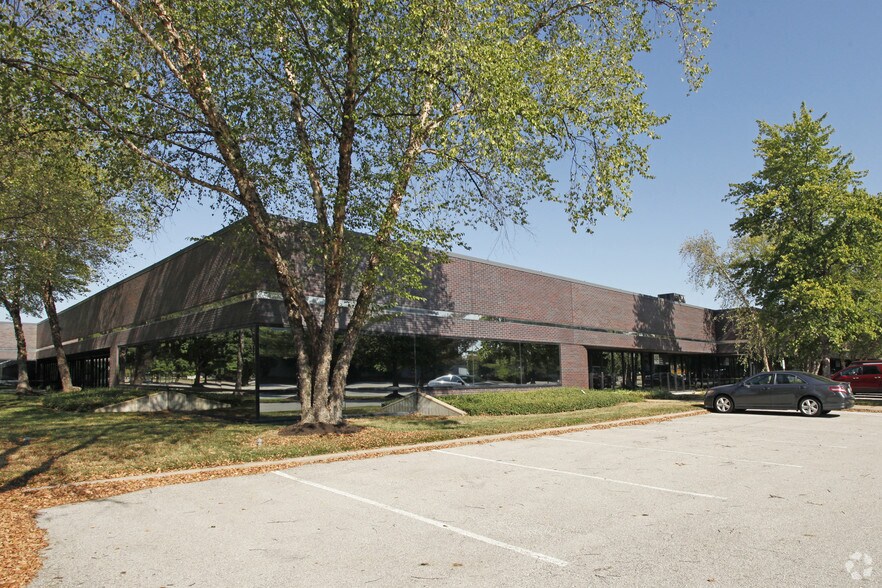 Primary Photo Of 4090 Wedgeway Ct, Earth City Research And Development For Lease