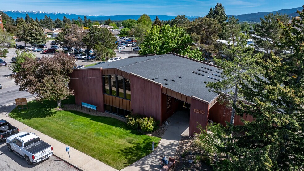 More Photos Of 1250 Burns Way, Kalispell Medical For Lease