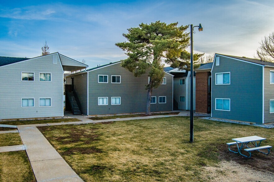 More Photos Of 1775 W 4800 S, Roy Apartments For Sale