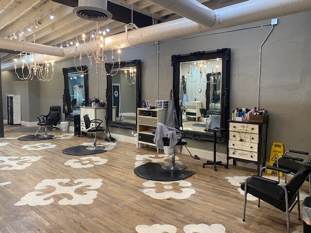 More Photos Of 34 N Main St, Roosevelt General Retail For Sale