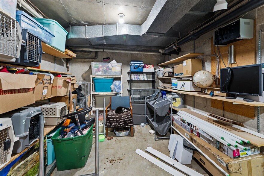 More Photos Of 160 E 4800 S, Salt Lake City Storefront Retail Office For Sale