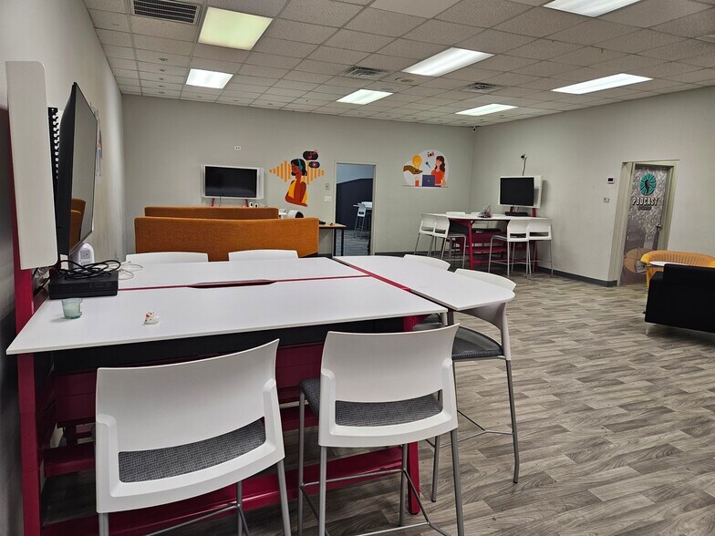 More Photos Of 663 11th Street st, Atlanta Office For Lease