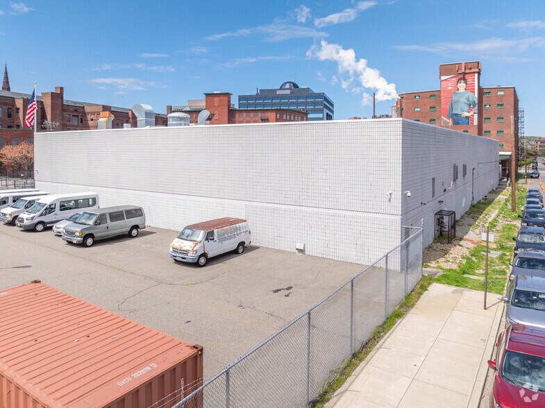 More Photos Of 68-84 Dale Ave, Paterson Warehouse For Sale