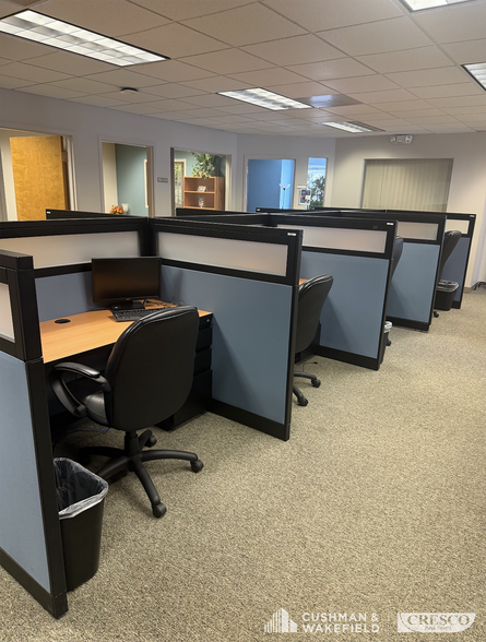 More Photos Of 905 Corporate Way, Westlake Office For Lease