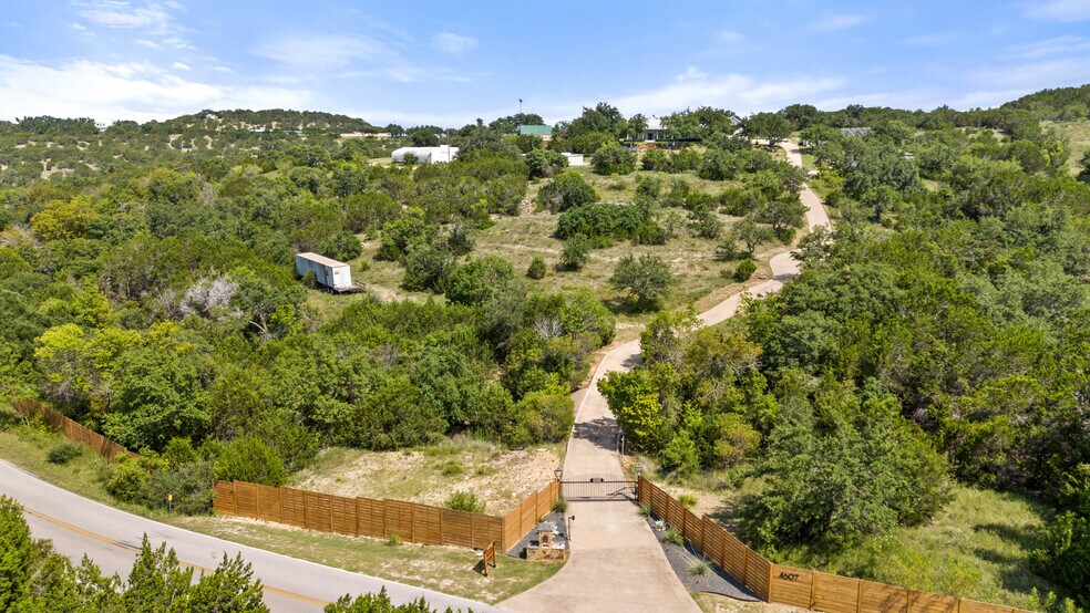 More Photos Of 4607 R O Dr, Spicewood Lodge Meeting Hall For Sale