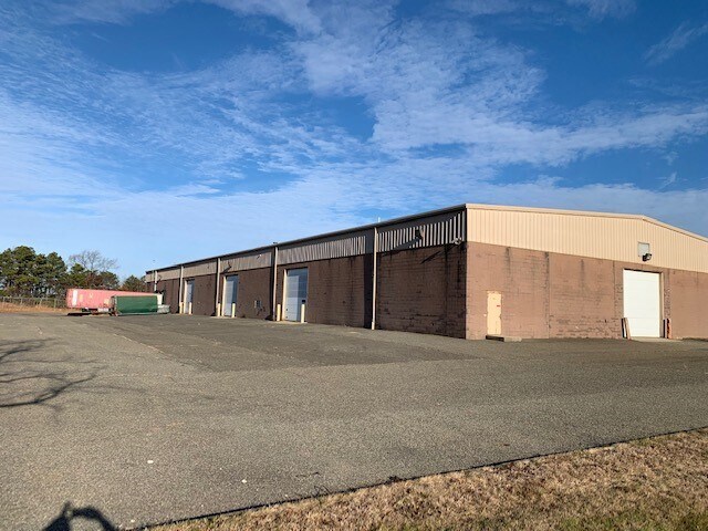 More Photos Of 5035 Industrial Rd, Wall Township Distribution For Lease