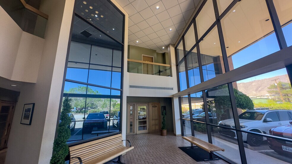 More Photos Of 501 Executive Center Blvd, El Paso Office For Lease