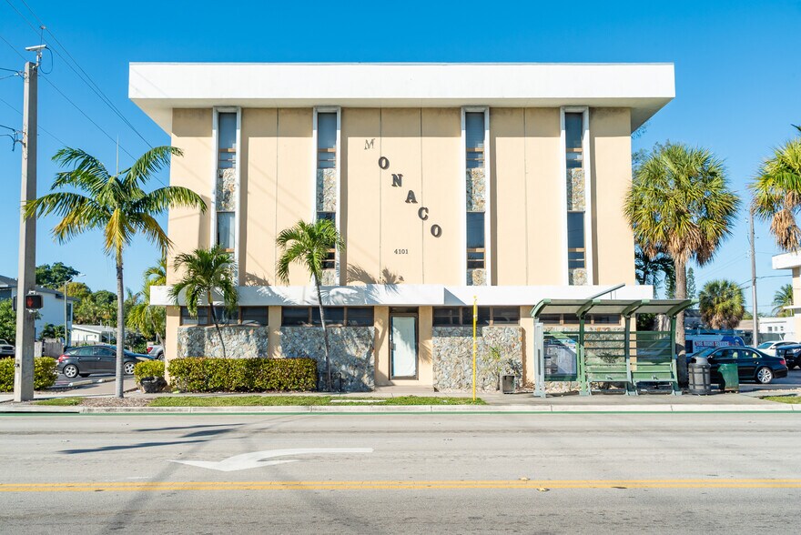 More Photos Of 4101 N Andrews Ave, Fort Lauderdale Medical For Lease