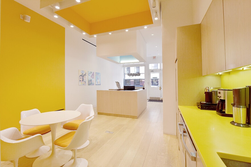 More Photos Of 68 Thomas St, New York Apartments For Sale
