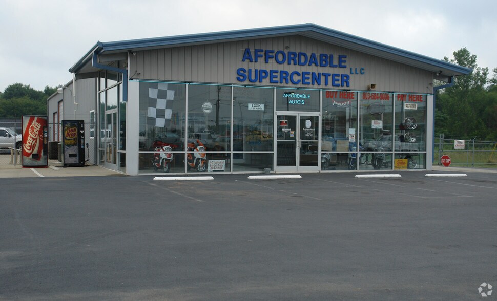 Primary Photo Of 975-979 E Liberty St, York Auto Dealership For Sale