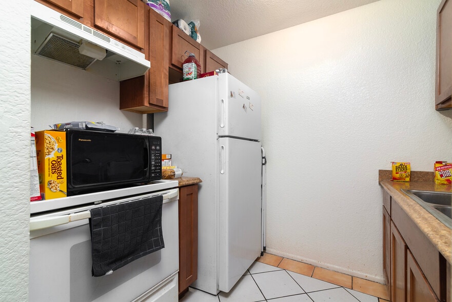 More Photos Of 1815 E Pueblo Ave, Phoenix Multifamily For Sale