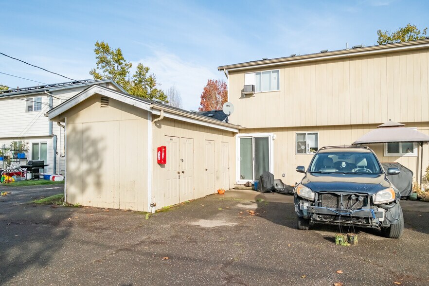 More Photos Of 530-536 34th Ave SE, Albany Apartments For Sale