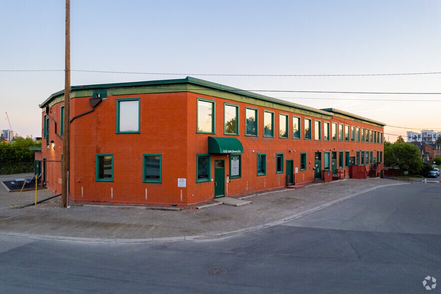 Primary Photo Of 1207-1215 13th St SE, Calgary Office For Lease