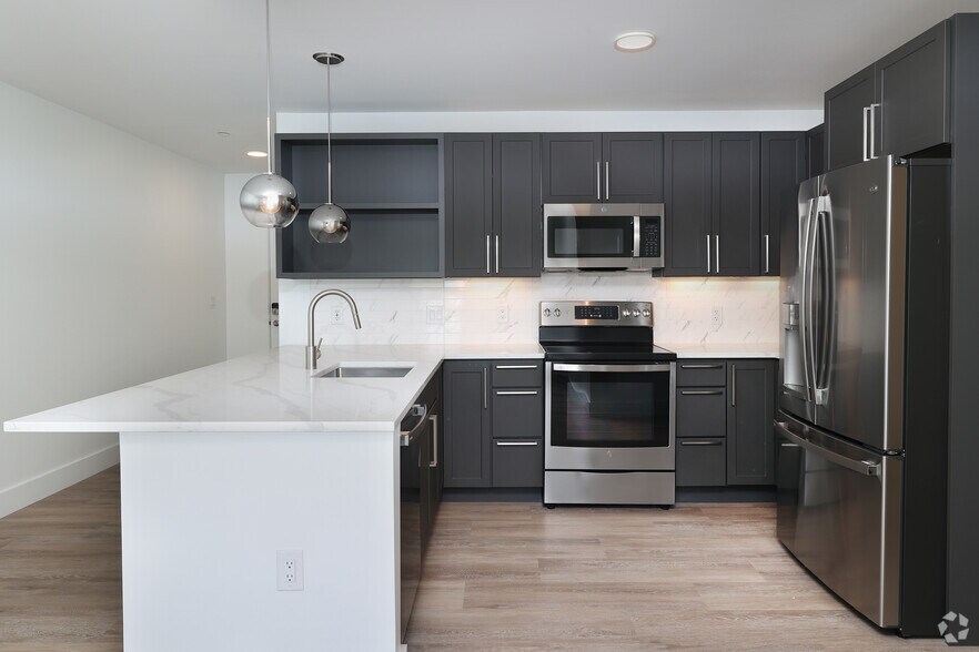 More Photos Of 128 Maple St, Danvers Apartments For Lease