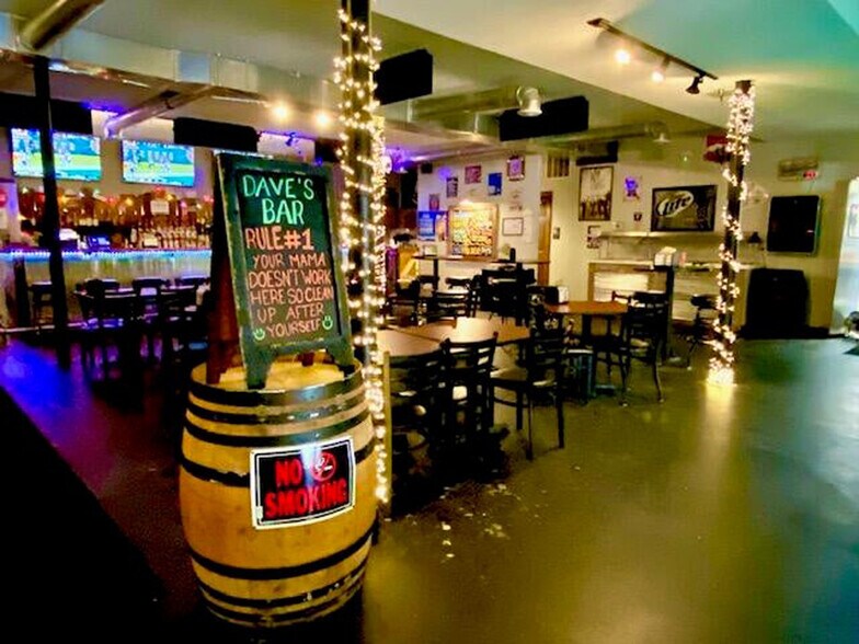 More Photos Of 6225 W D Ave, Kalamazoo Restaurant For Sale