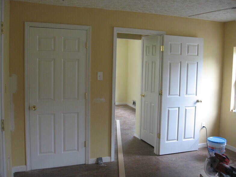 More Photos Of 2648 4th Ave, Huntington Apartments For Sale