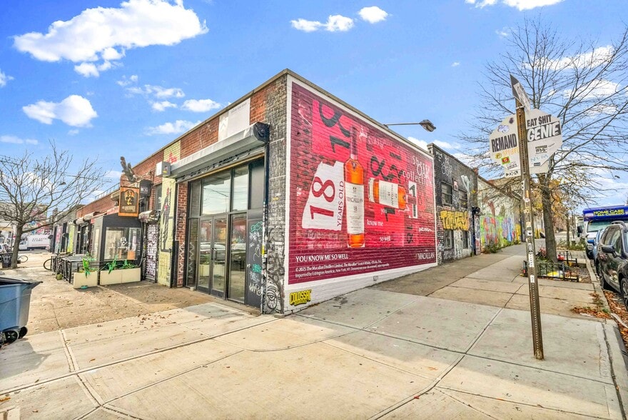 More Photos Of 282 Scholes St, Brooklyn Bar For Lease