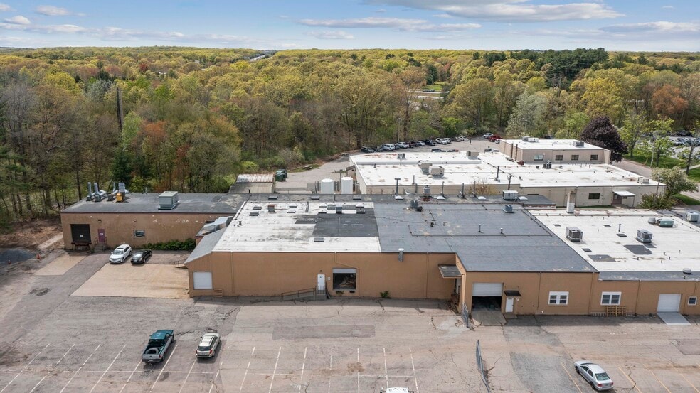 More Photos Of 50 Walton St, Attleboro Manufacturing For Lease