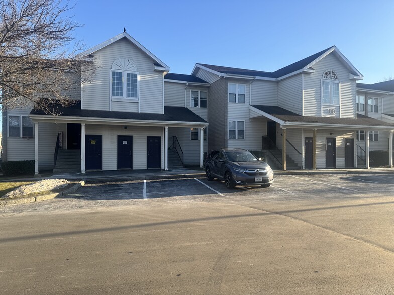 More Photos Of Capital Woods, Albany Apartments For Sale